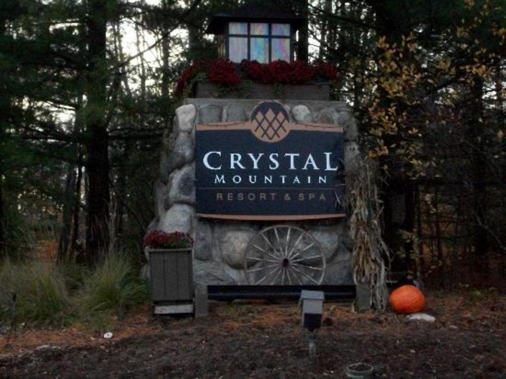 Spacious 2 Bed Condo At Crystal Mountain Resort Thompsonville Exterior photo