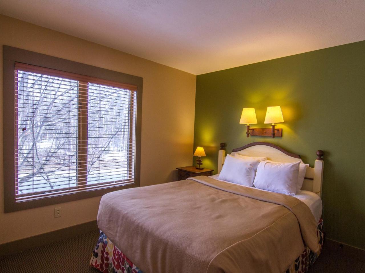 Spacious 2 Bed Condo At Crystal Mountain Resort Thompsonville Exterior photo